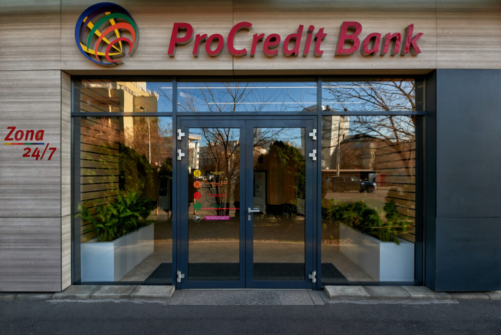 ProCredit Bank Zona 24.7 v2